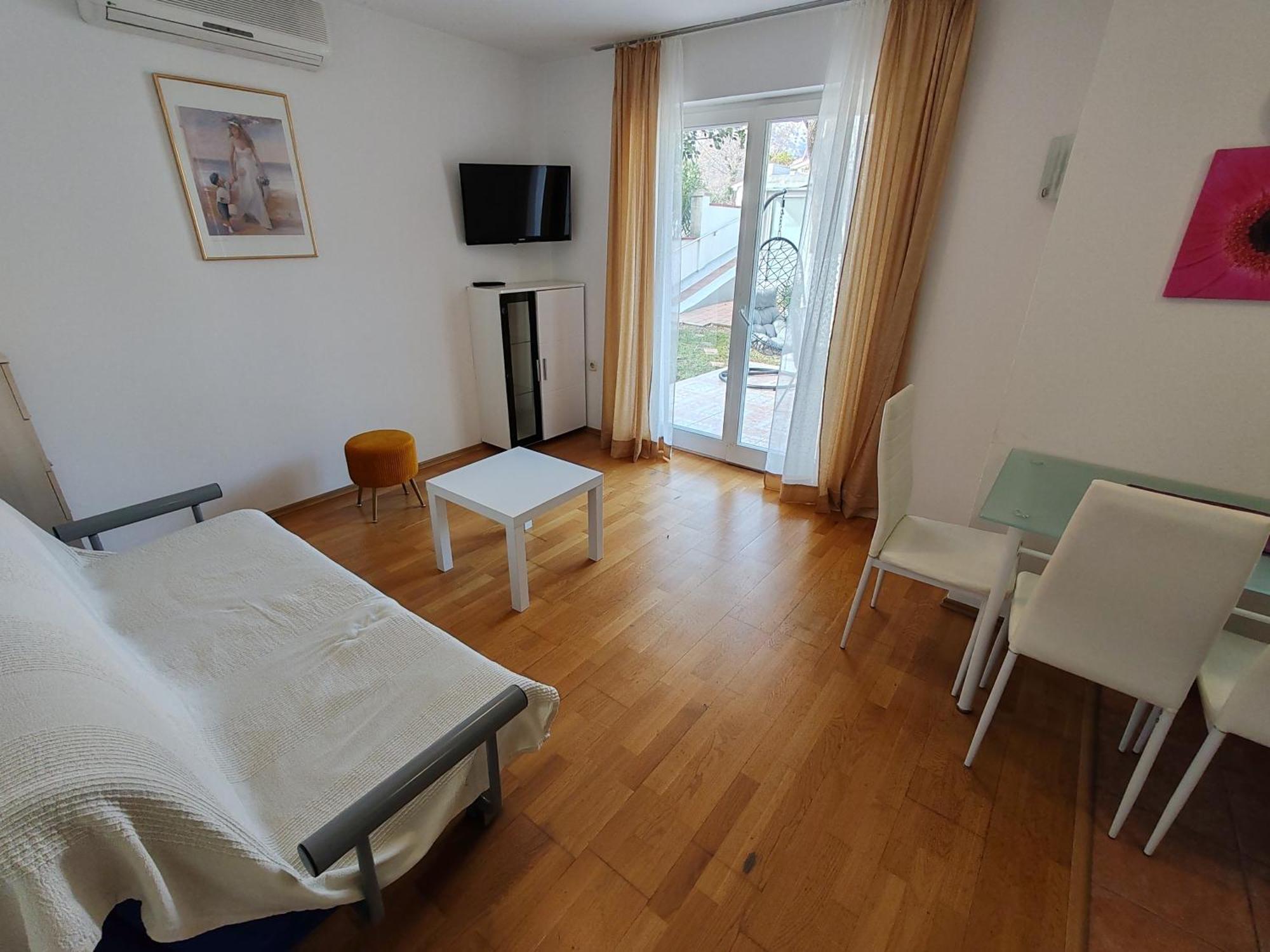 Apartments M&M Baska  Bagian luar foto