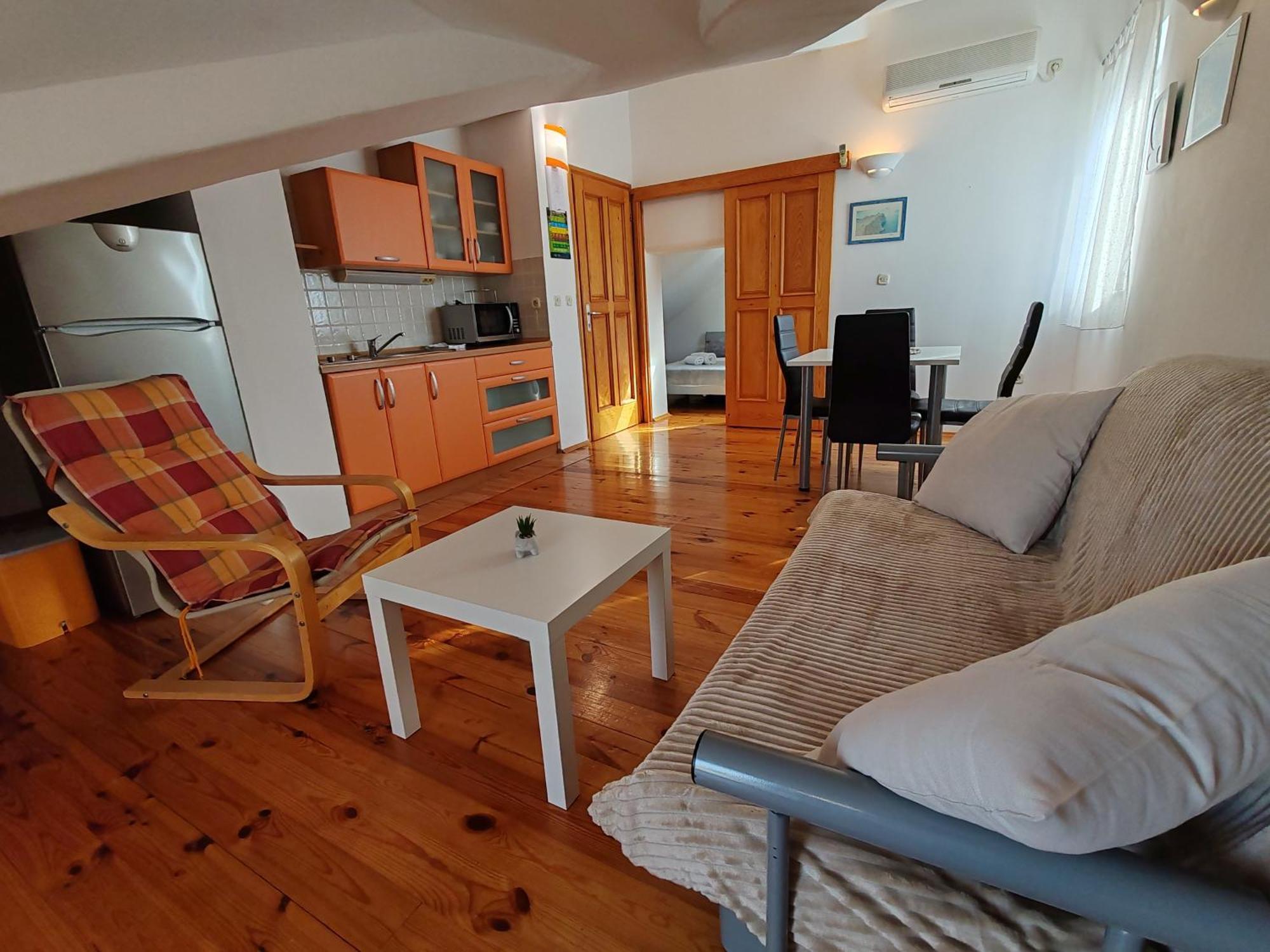 Apartments M&M Baska  Bagian luar foto