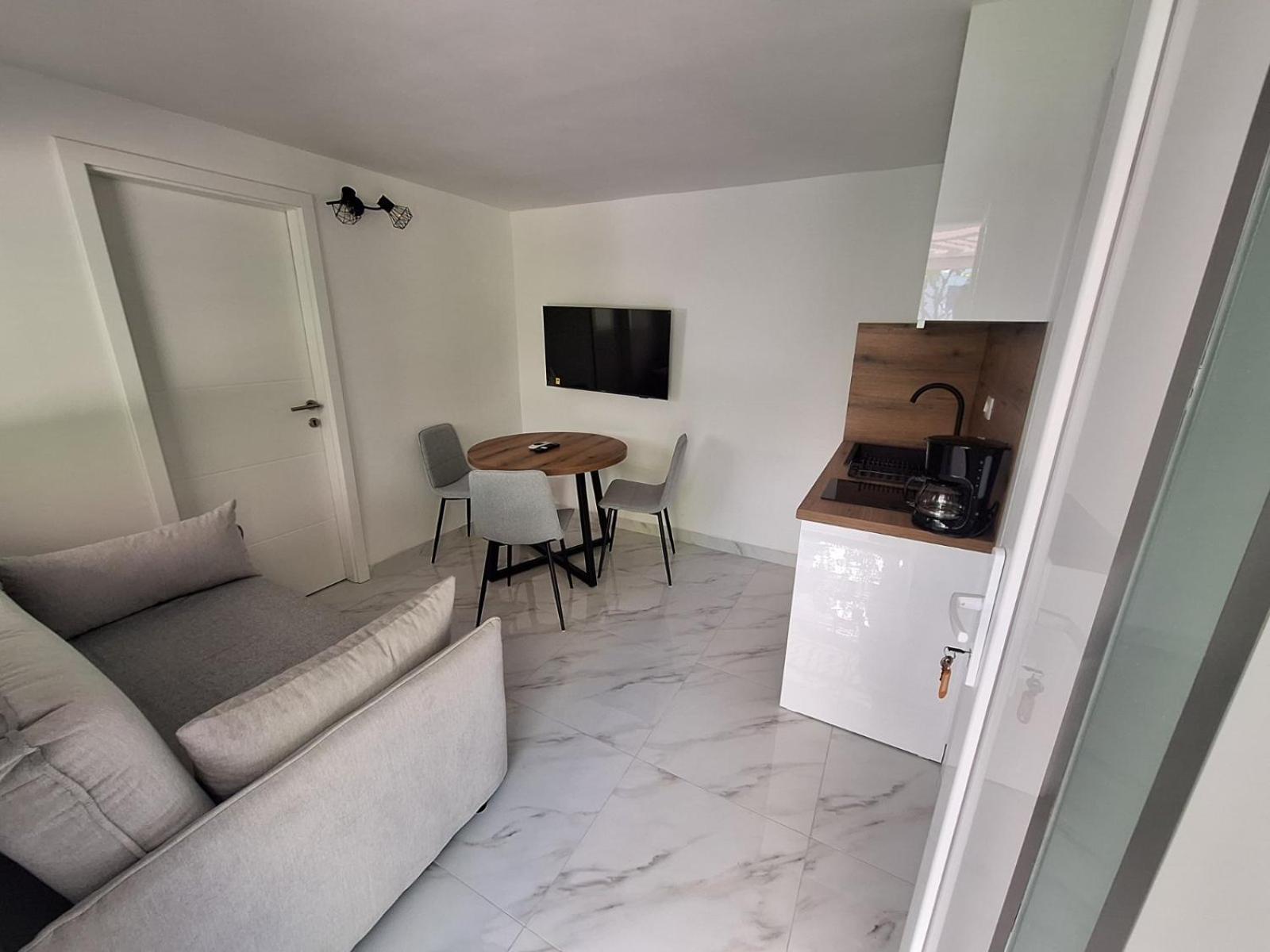 Apartments M&M Baska  Bagian luar foto